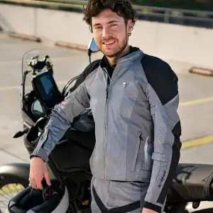 SHIMA_jet_men_pants_jacket.webp